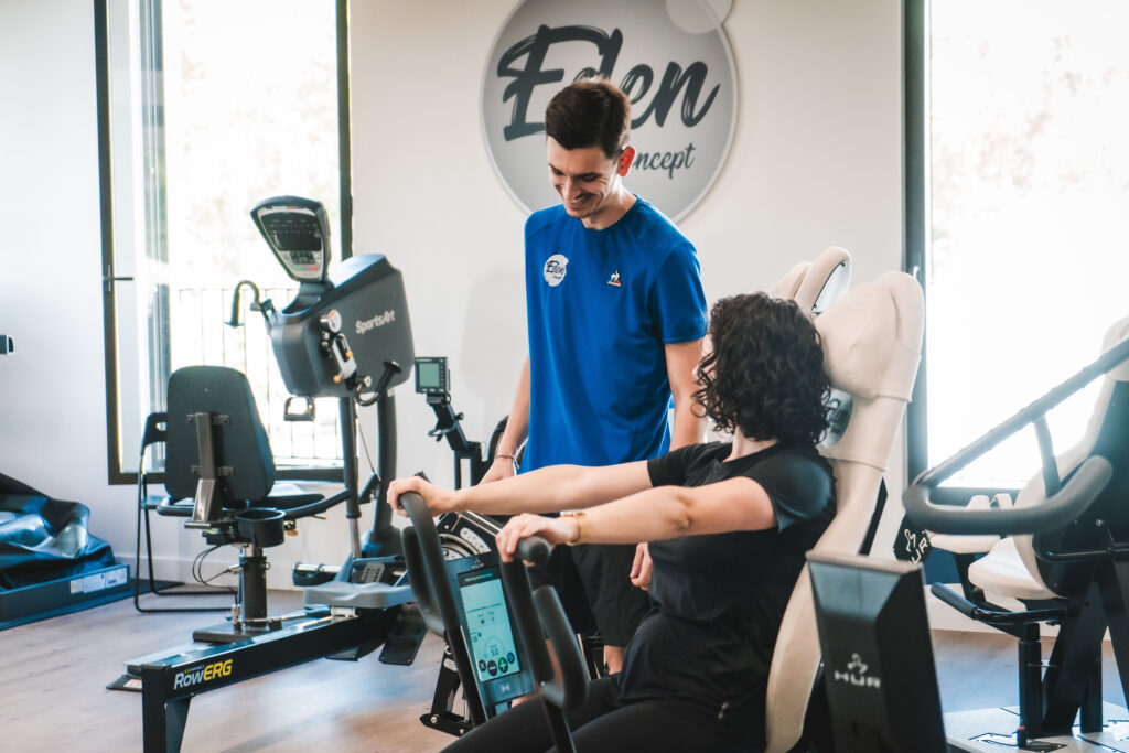 Coach sur plateau a Eden concept